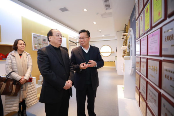 菲律宾亚星登录